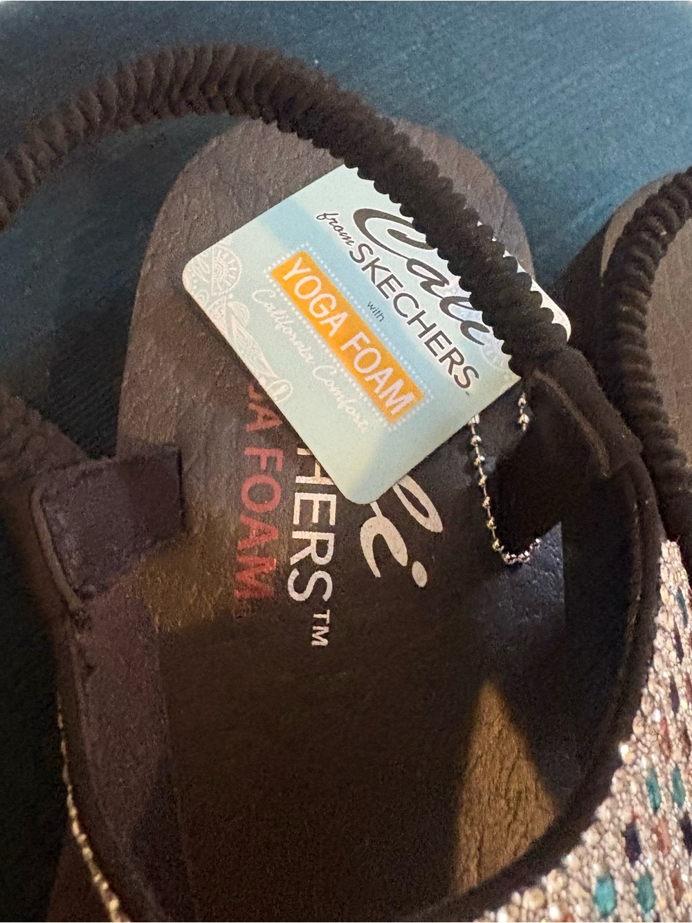 Skechers Black Yoga Foam T-strap Sandals with Multicolor Crystal Accents - Picture 10 of 10